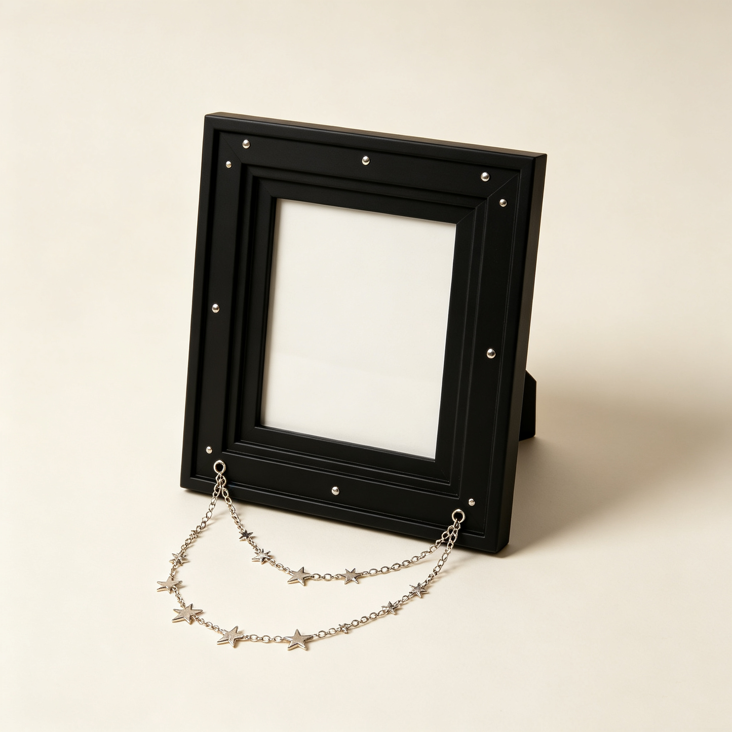 Black Gothic Star Chain Table Photo Frame